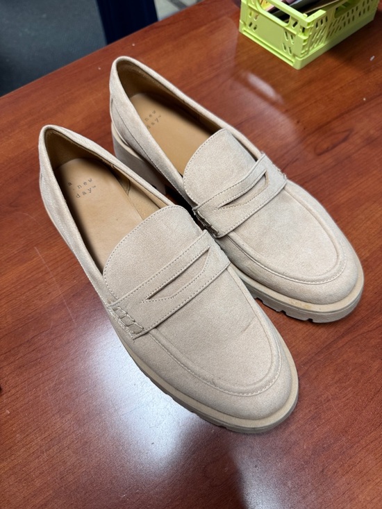 a new day Shoes - A new day loafers size 10 // 041908